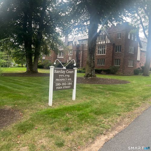 15-779 Prospect Ave, West Hartford, CT, 06105-4236 | Card Image