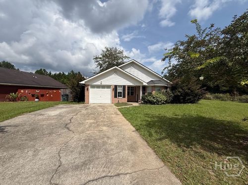 2000 Ossabaw Dr, Hinesville, GA, 31313-9497 | Card Image