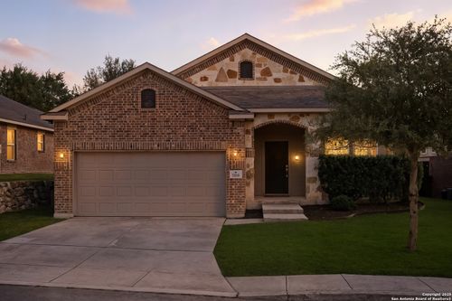7616 Mission Smt, Boerne, TX, 78015-6552 | Card Image