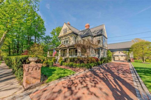 103 Highland Ave, Northport, NY, 11768-1611 | Card Image