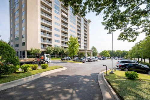 301-3700 Cantrell Road, Little Rock, AR, 72202-1811 | Card Image