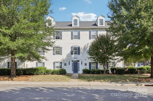 3944 Town Center Rd, Harrisburg, NC, 28075-7464 | Card Image