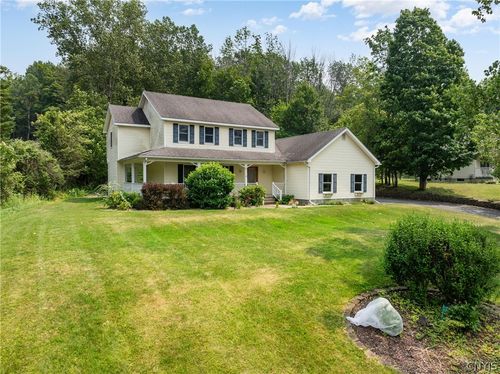 1 Butternut Rd, New Hartford, NY, 13413-2920 | Card Image