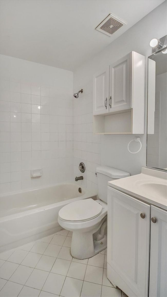 1443 Sw 48 Th Ter, Townhouse with 3 bedrooms, 3 bathrooms and null parking in Deerfield Beach FL | Image 20