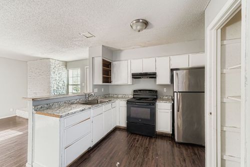 apt-b-10100 Brownie Dr, Austin, TX, 78753-3679 | Card Image