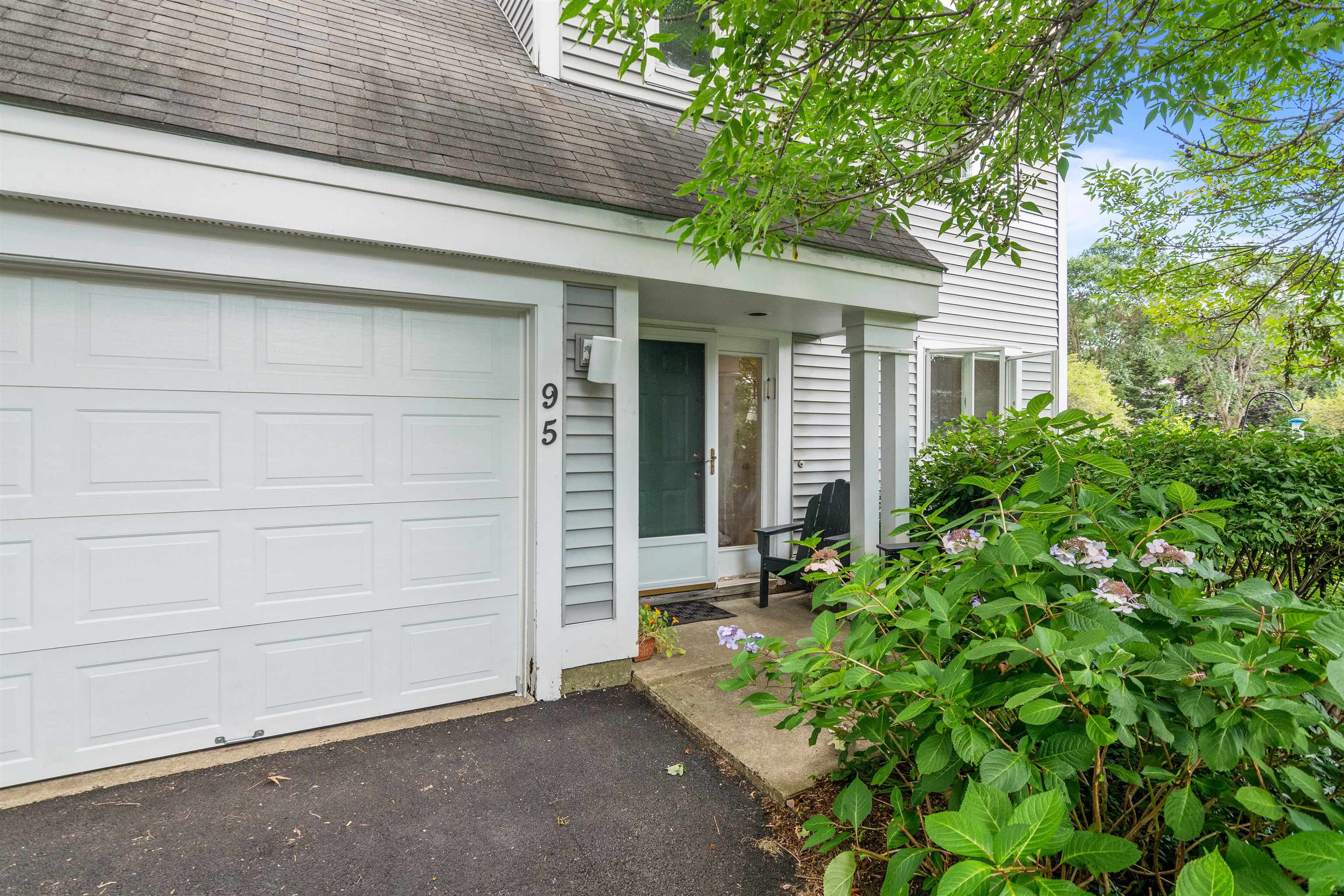 Cumberland Rd, Burlington, VT 05408