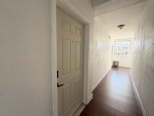 apt-202-1300 W Main St, Waxahachie, TX, 75165-2205 | Card Image