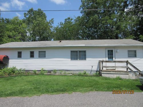 215 Grayson Ave, Independence, VA, 24348-3850 | Card Image