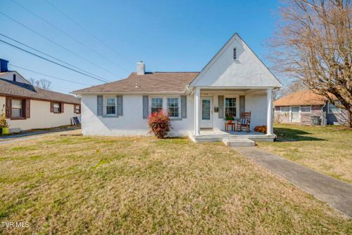 810 Lamont St, Kingsport, TN, 37664-3009 | Card Image