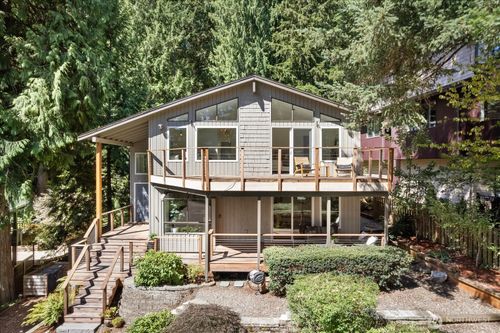 2035 W Lake Sammamish Pkwy Se, Bellevue, WA, 98008-5225 | Card Image