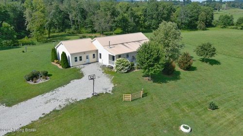 9755 Hardyville Rd, Hardyville, KY, 42746-8632 | Card Image