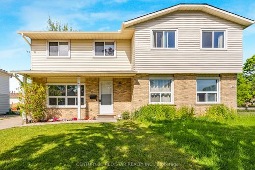 26A Helene Cres, Waterloo, ON, N2L5E5 | Card Image