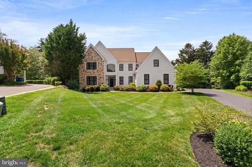 633 Edgewater Dr, West Chester, PA, 19380-3429 | Card Image