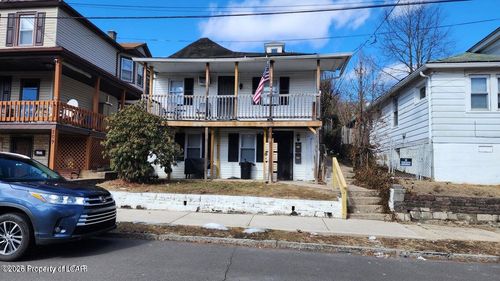 207 Bauer St, Hanover Township, PA, 18706-1112 | Card Image