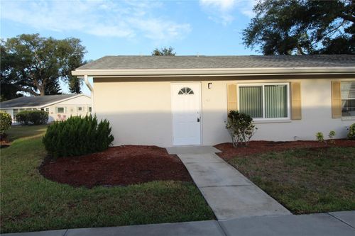 185-2202 Clubhouse Dr, SUN CITY CENTER, FL, 33573-5948 | Card Image