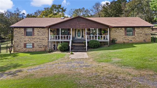 143 Ridgeview Ln, Russellville, AR, 72802-1923 | Card Image