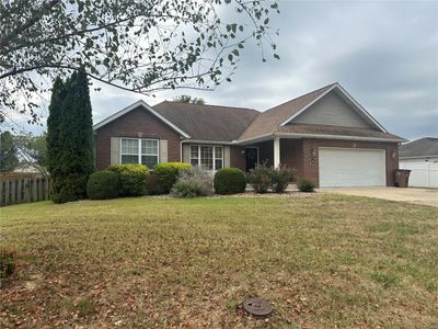 3975 Scenic Drive, House other with 3 bedrooms, 2 bathrooms and null parking in Cape Girardeau MO | Image 1