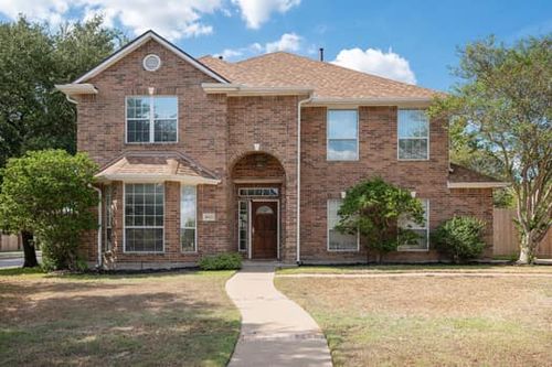 1605 Dominik Dr, College Station, TX, 77840-3622 | Card Image
