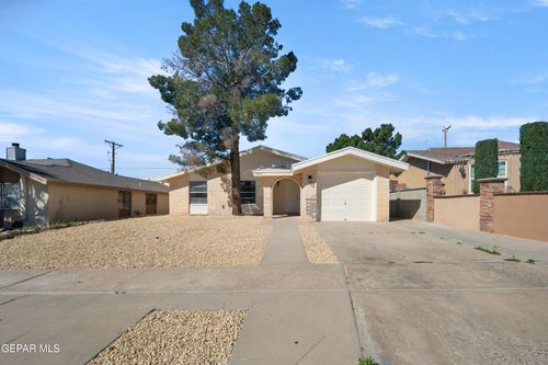 1547 Whistler Ln, El Paso, TX, 79936-6307 | Card Image