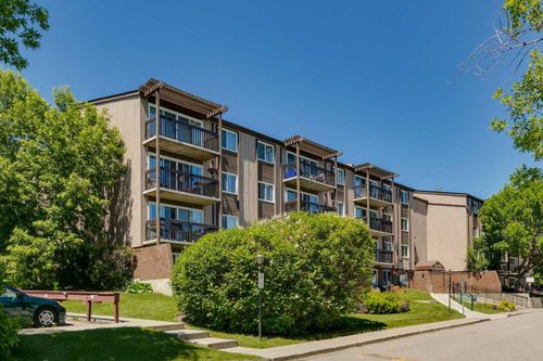 482-8948 Elbow Dr Sw, Calgary, AB, T2V0H9 | Card Image