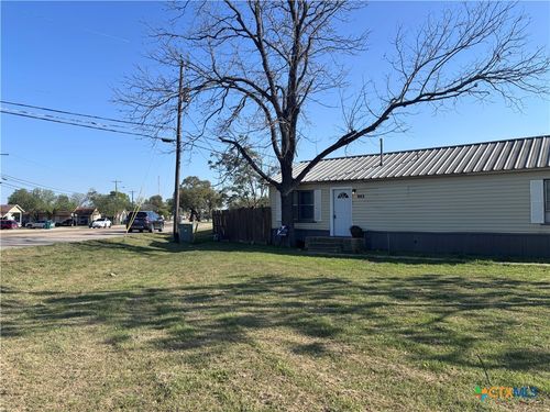 903 Holland Road, Belton, TX, 76513 | Card Image