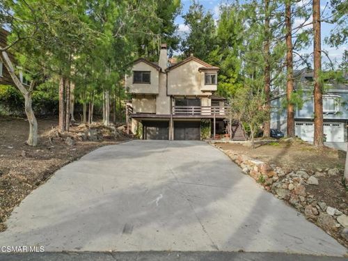 1557 Lookout Dr, Agoura Hills, CA, 91301-2920 | Card Image