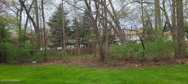 312 Towne Dr, Condo with 2 bedrooms, 2 bathrooms and 1 parking in Manalapan NJ | Image 31