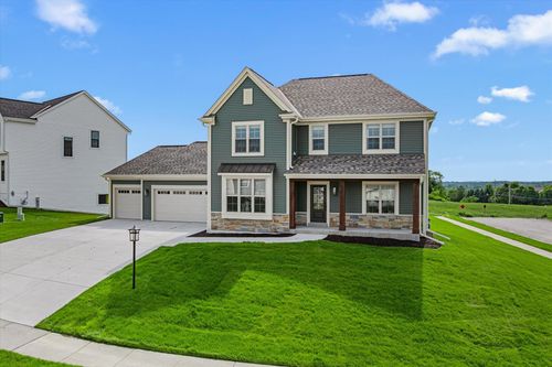 801 Viewpoint Ave, Waukesha, WI, 53188-2708 | Card Image