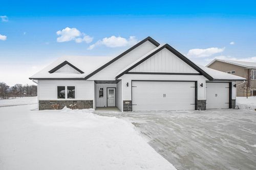 1303 Iris Ln Ne, Saint Joseph, MN, 56374-4681 | Card Image