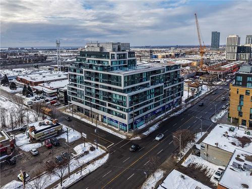 209-859 The Queensway, Etobicoke, ON, M8Z1N8 | Card Image