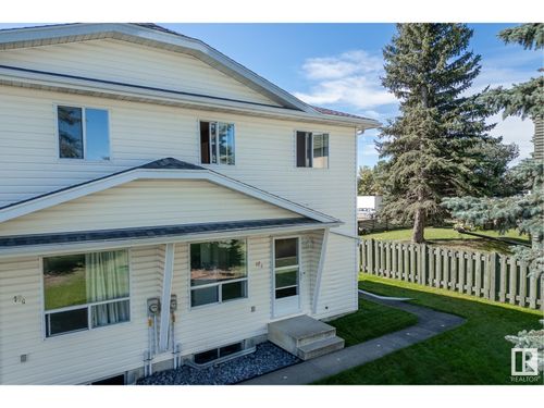 17 Imperial Cres, Devon, AB, T9G1K3 | Card Image