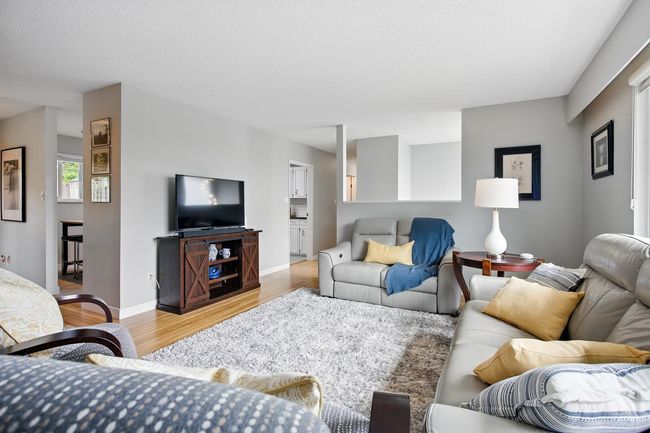 3032 Armada St, House other with 5 bedrooms, 3 bathrooms and 3 parking in Coquitlam BC | Image 7