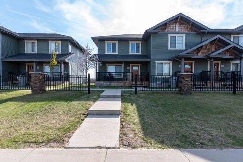 unit-7-3390 72 Avenue, Lloydminster, AB, T9V3S4 | Card Image