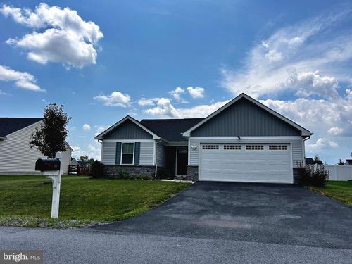 96 Bindweed Court, BUNKER HILL, WV, 25413 | Card Image