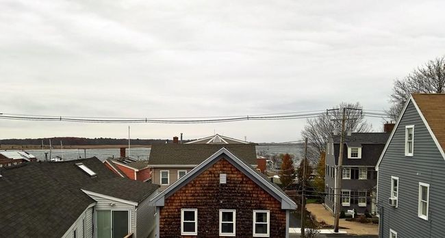 1 - 5 Lime St, Townhouse with 2 bedrooms, 2 bathrooms and 2 parking in Newburyport MA | Image 22