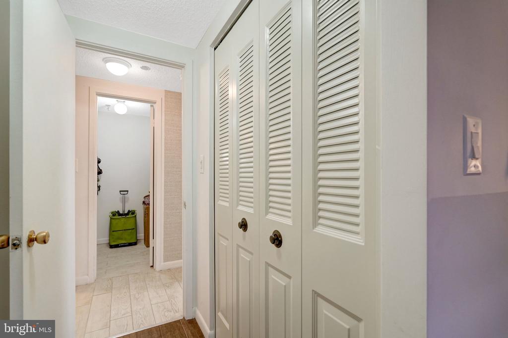 Residential Lease in FALLS CHURCH 5
