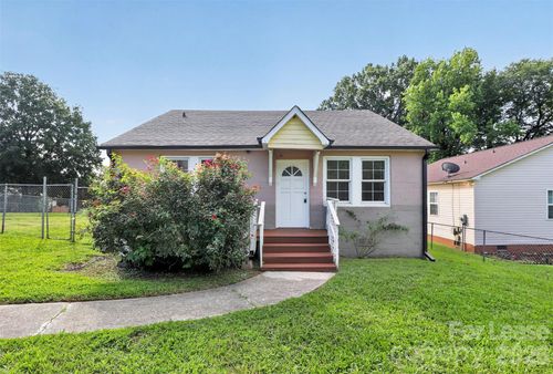 305 Lander St, Charlotte, NC, 28208-2937 | Card Image