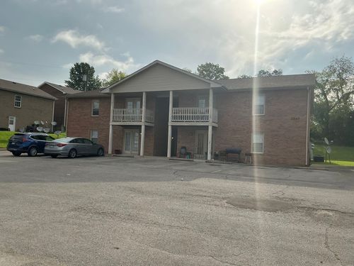 d-3247 Tower Dr, Clarksville, TN, 37042-0802 | Card Image