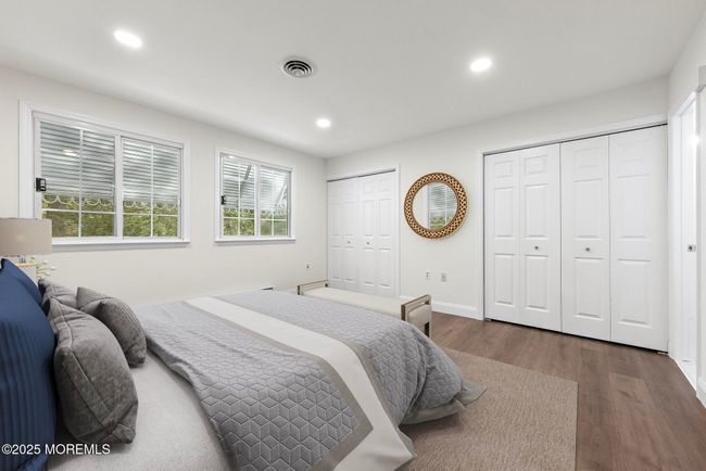 Spacious master bedroom with double closets and an En Suite bathroom.. | Image 14