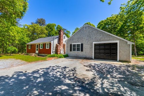 490 Forest Rd, West Yarmouth, MA, 02673-2843 | Card Image