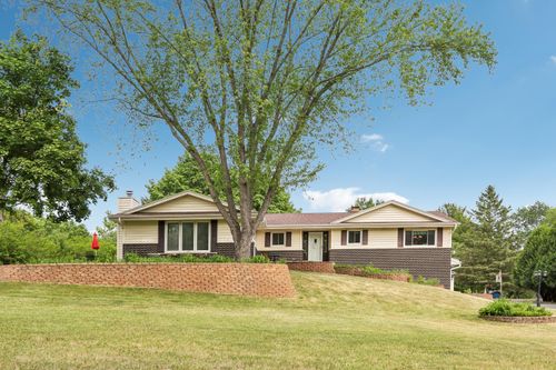804 Lochtyn Rdg, Wales, WI, 53183-9600 | Card Image