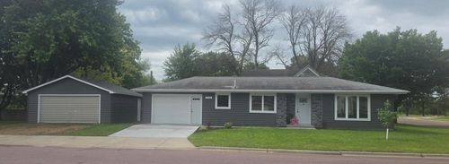 1502 2nd Ave, Mountain Lake, MN, 56159-1424 | Card Image