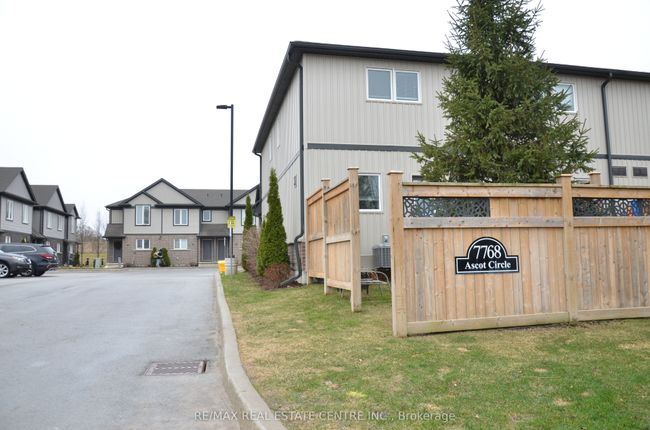 98 - 7768 Ascot Cir, Condo with 3 bedrooms, 4 bathrooms and 1 parking in Niagara Falls ON | Image 46