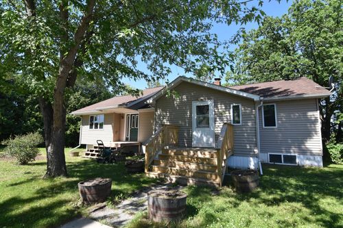 205 2nd Ave Se, Baudette, MN, 56623-2844 | Card Image