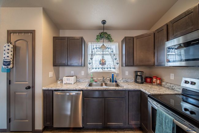 663 Boswell Blvd, House other with 4 bedrooms, 2 bathrooms and null parking in Box Elder SD | Image 10