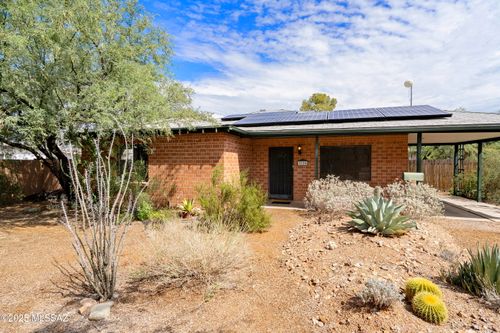 2725 E Glenn St, Tucson, AZ, 85716-2143 | Card Image