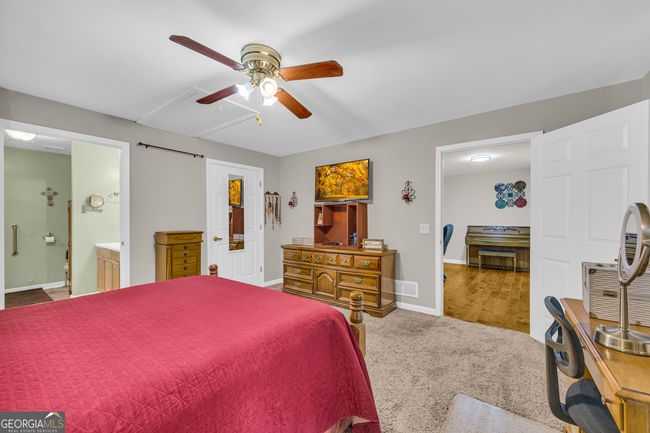7616 Nicholson Rd, House other with 3 bedrooms, 2 bathrooms and 2 parking in cumming GA | Image 39