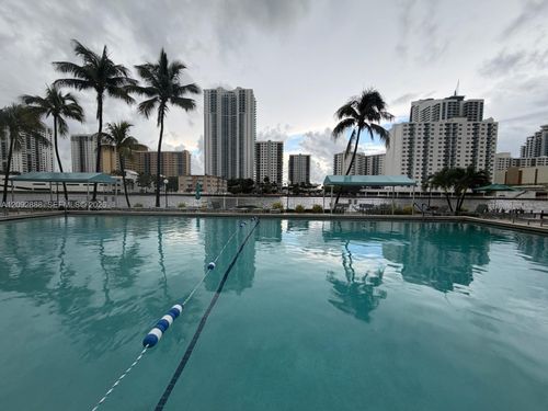 507-1000 Parkview Dr, Hallandale Beach, FL, 33009-2931 | Card Image