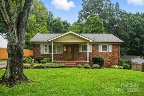 706 Stowe Dr, Lowell, NC, 28098-1602 | Card Image