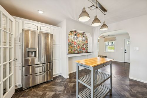 833 Rose Park Dr, Nashville, TN, 37206-1047 | Card Image